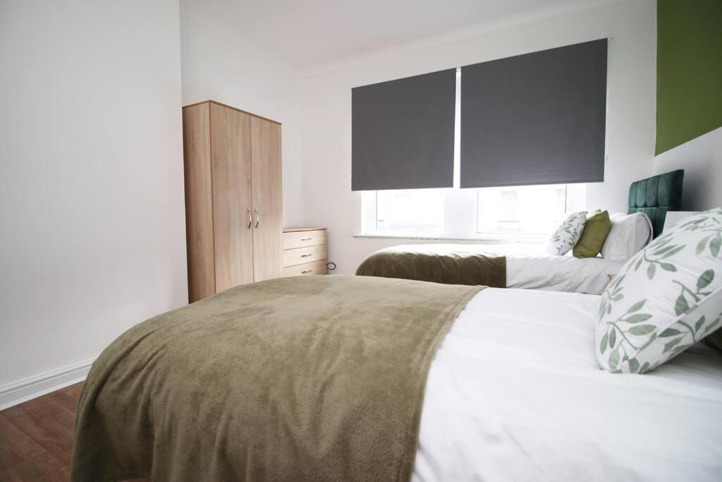 Villa Holiday House For 7 Guests, Free Wi-Fi & Self Check-In Explore Newport Extérieur photo
